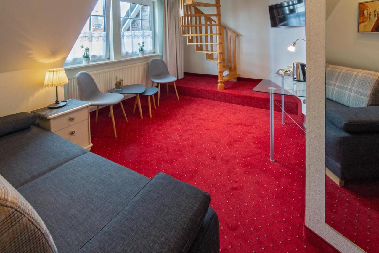 Hotel Am Elisabethufer Йевер Экстерьер фото